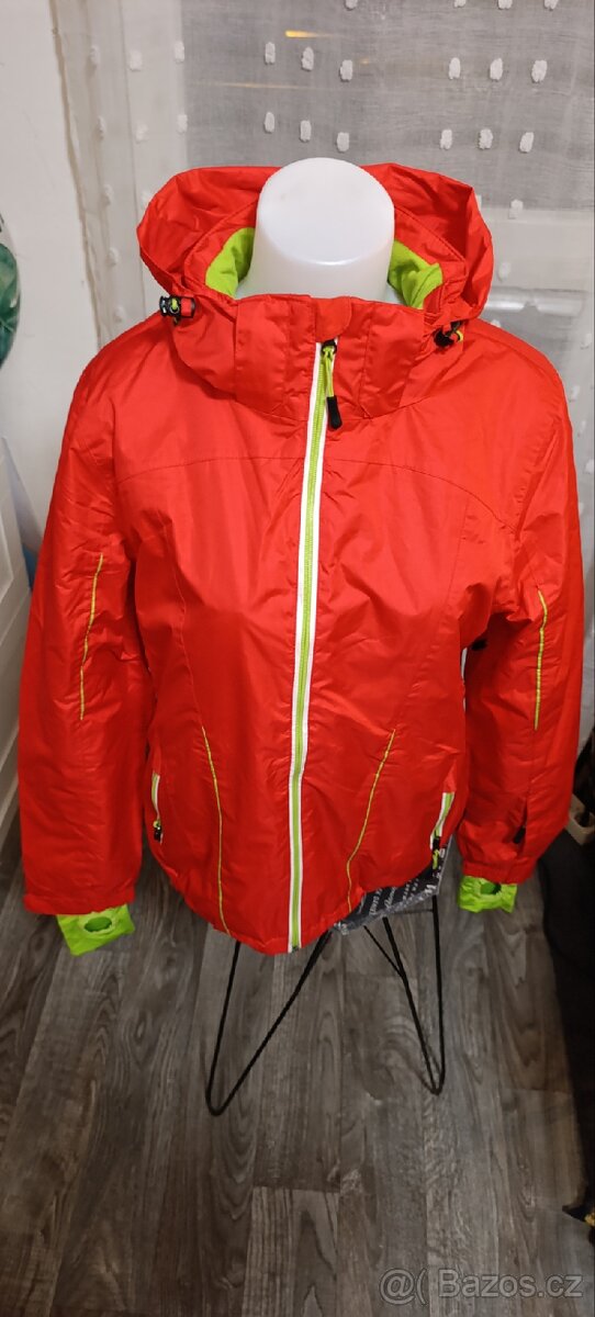 Nová outdoorová funkční bunda, technologie 3M™ THINSULATE™ - 2