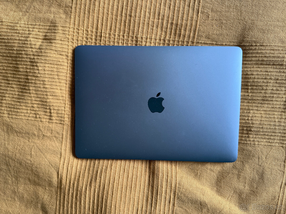 Macbook Air, M1, 512GB, česká klávesnice - 2