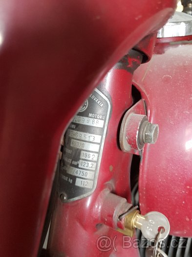 PRODÁM ČZ 125 R.V.1962 -RARITA -S DRUHÝMI ŘÍDÍTKY - 2