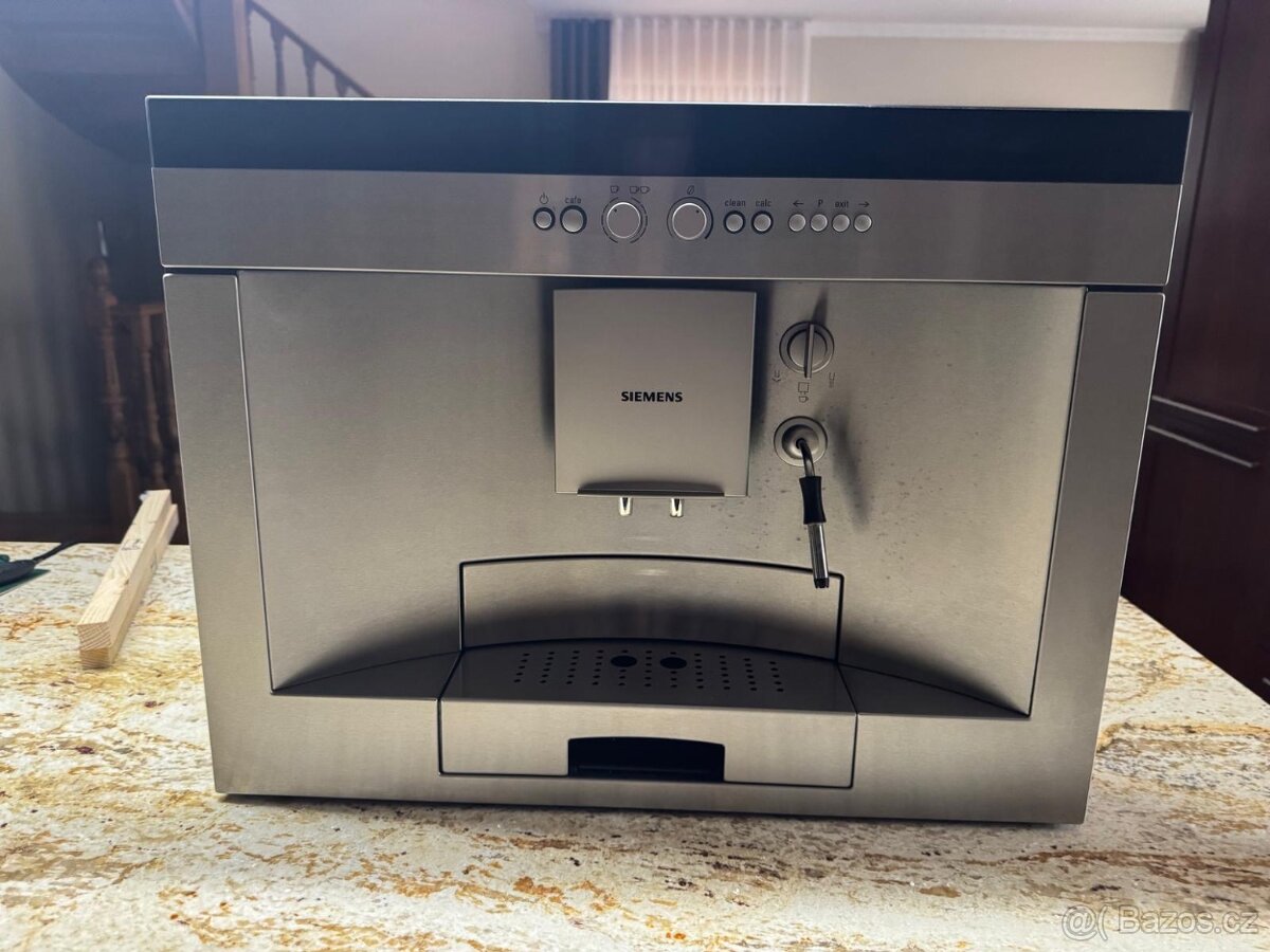 Vestavěný kávovar Siemens - 2