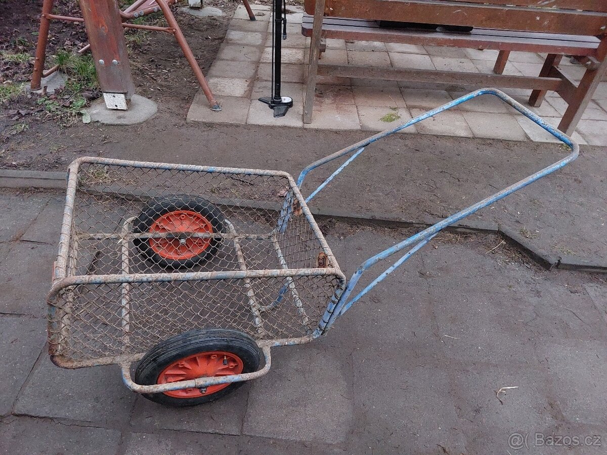 Karka, kara, vozik, vozicek, dvoukolak - 2