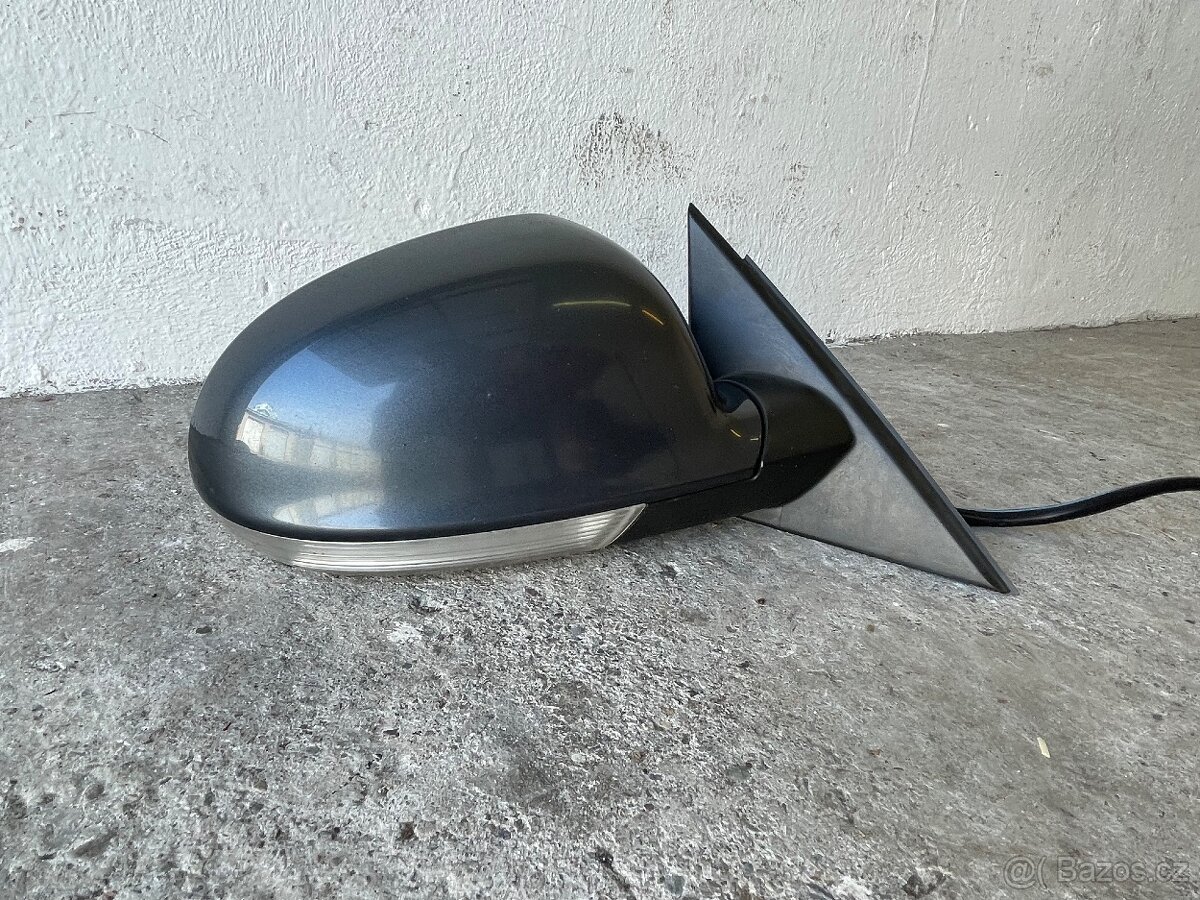 Superb 1 pravé zpětné zrcátko - 2