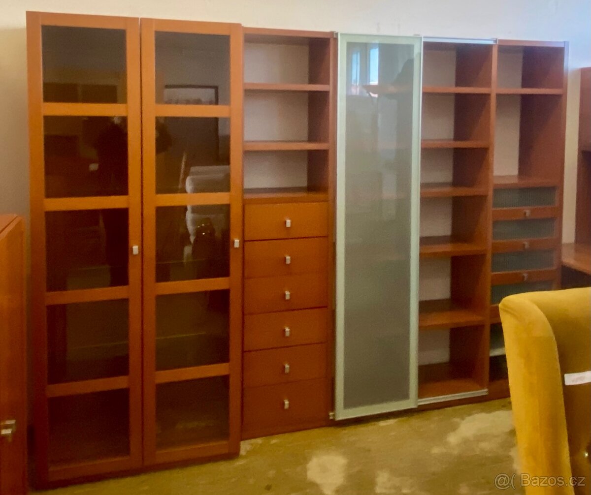 Stěna - kancelářský / studentský nábytek - 2