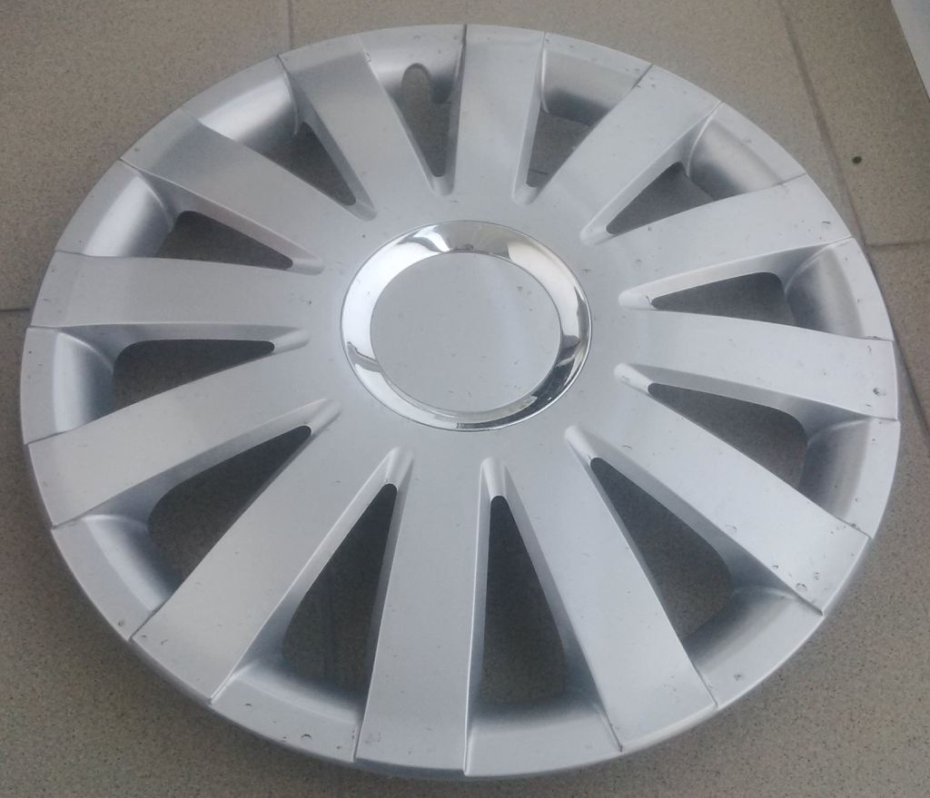 Poklice 15" po 1ks: Onyx + Opel + Opel 14" - 2