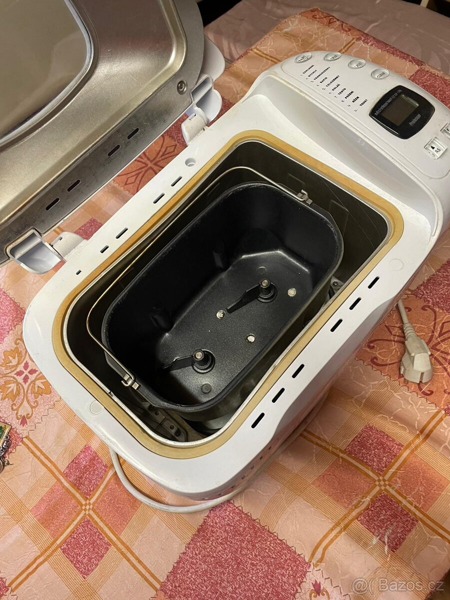 Prodám domácí pekárnu - 2