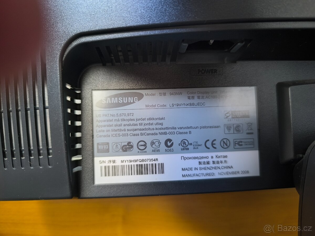 Prodám monitor k PC - 2