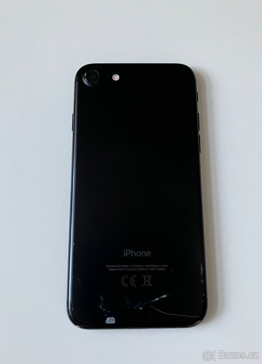 Apple IPhone 7 32GB černý - 2