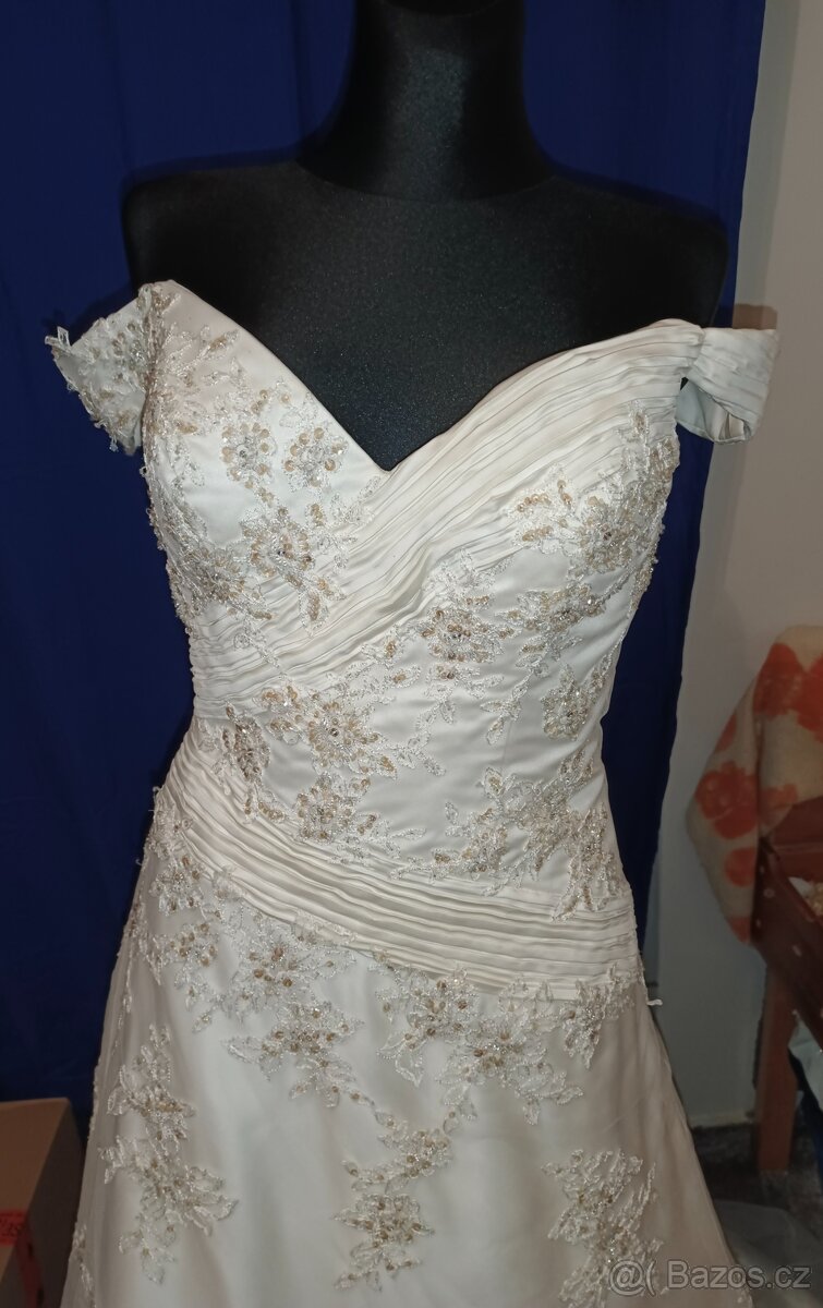 Svatebni saty 44 - 2