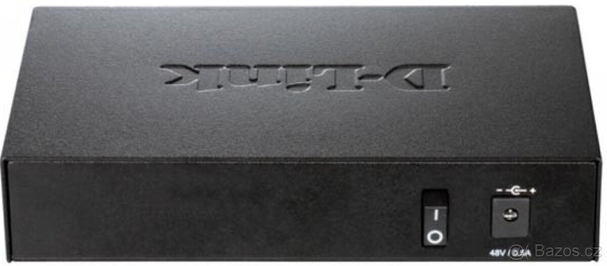 D-Link DES-1005P PoE 100mb switch - 2