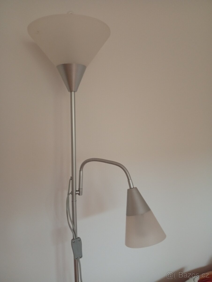 Stojací lampa - 2