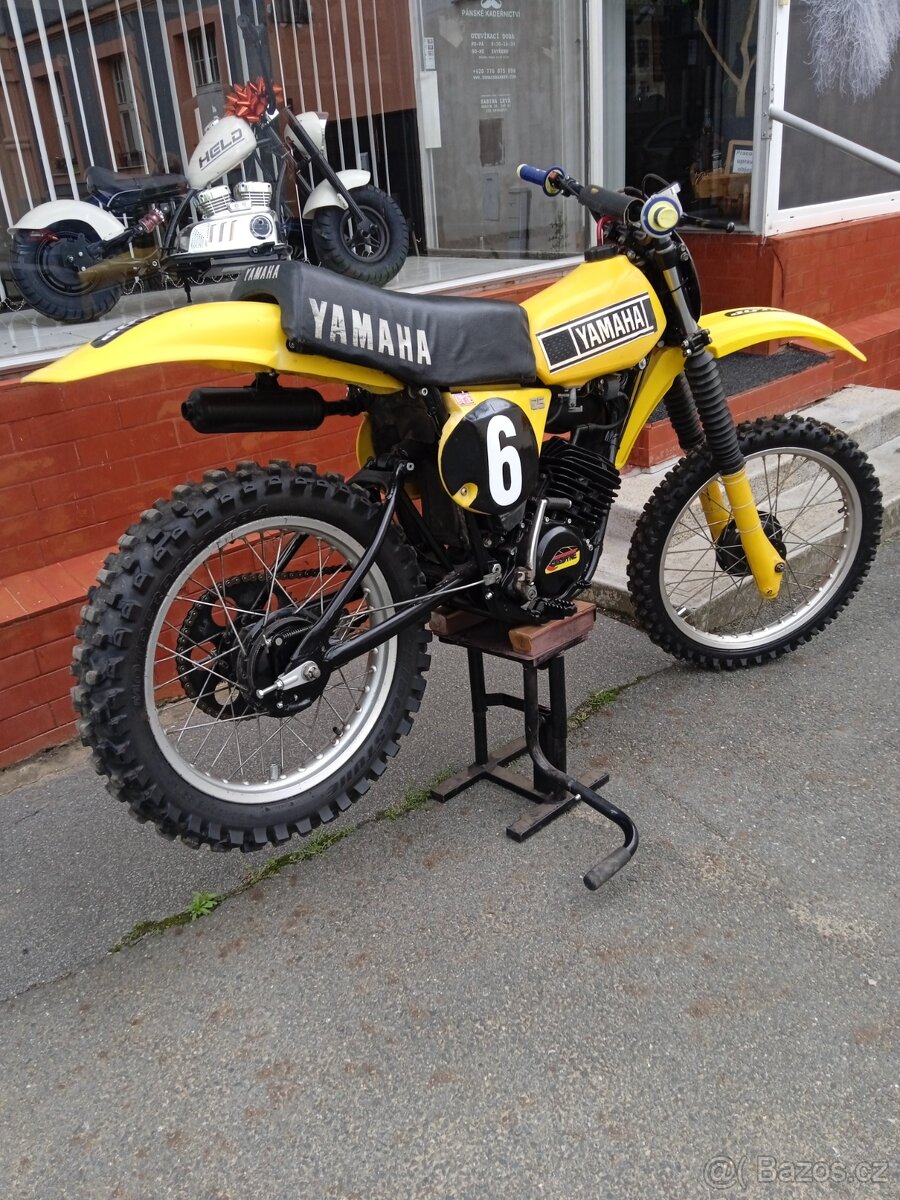 Yamaha YZ 125/Veterán motocross/ r.v.1977
