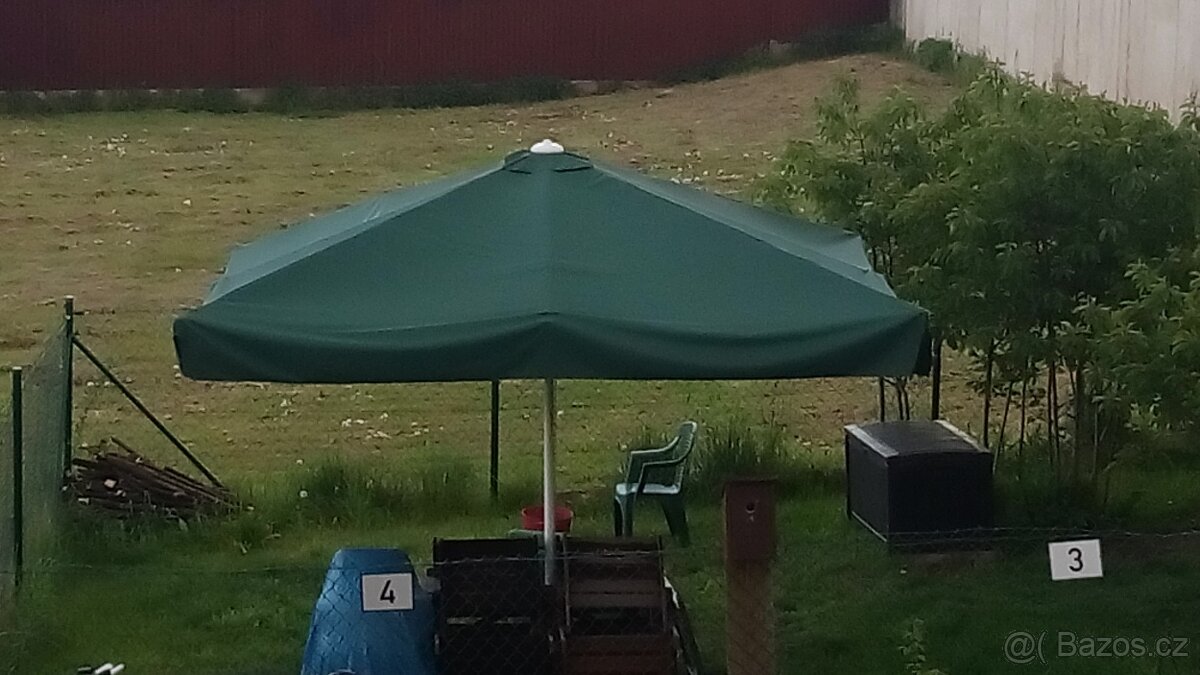 Prodám nový potah na slunečník 3 m - 3m - 2