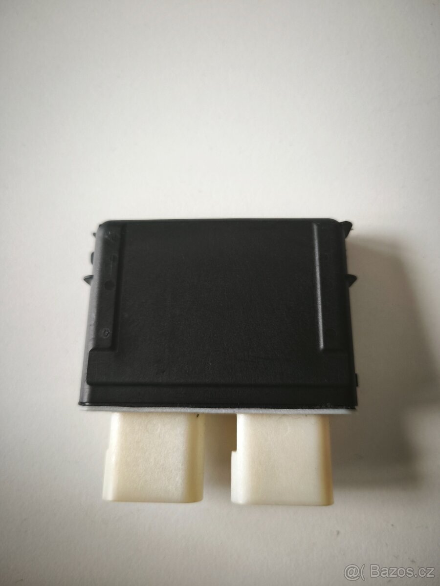 řidící jednotka otváraní kufru virtuál pedál VW škoda 3G0 - 2