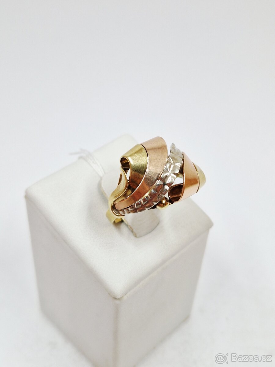 Zlatý prsten - 2