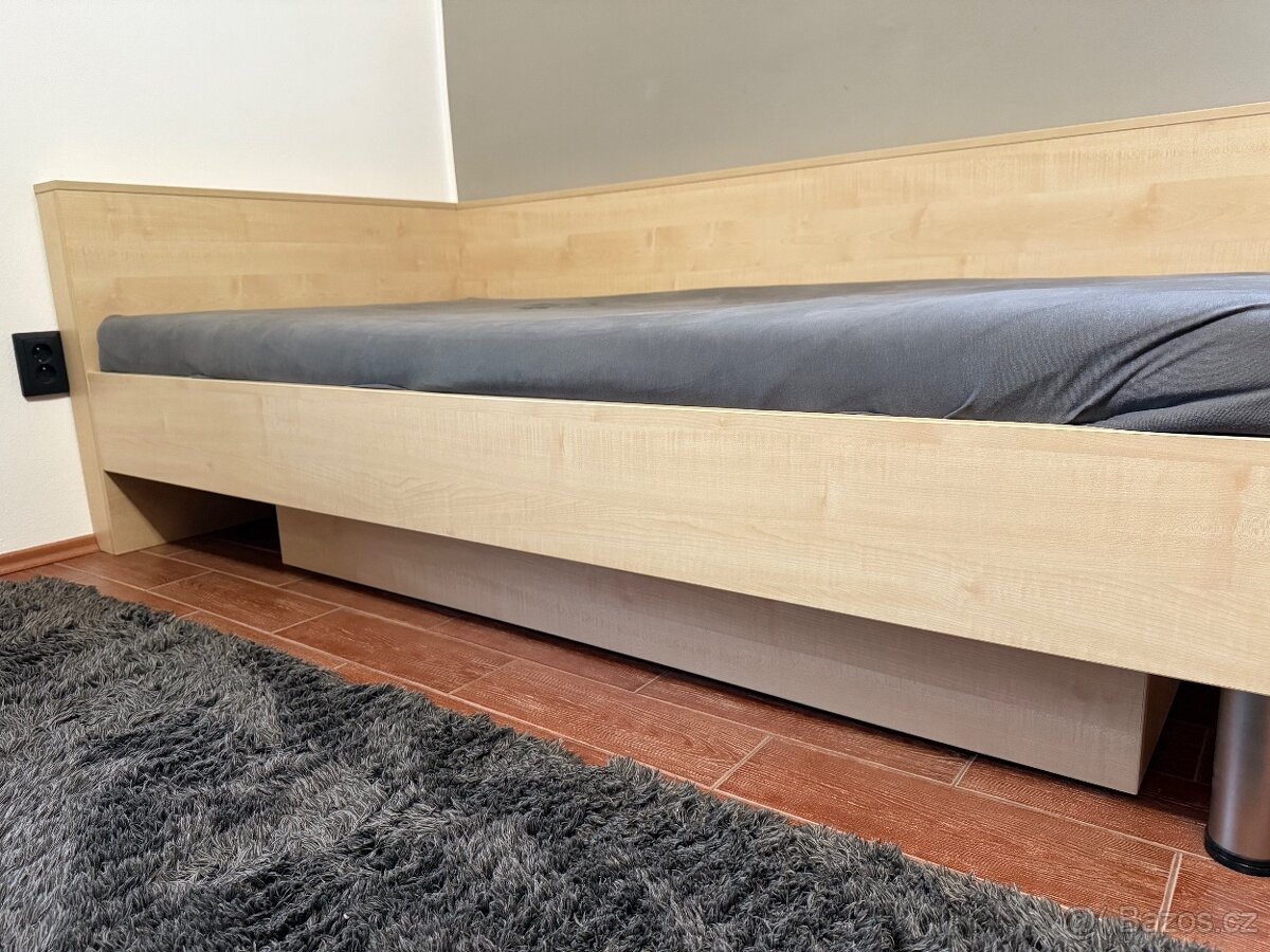 Postel a komoda - 2