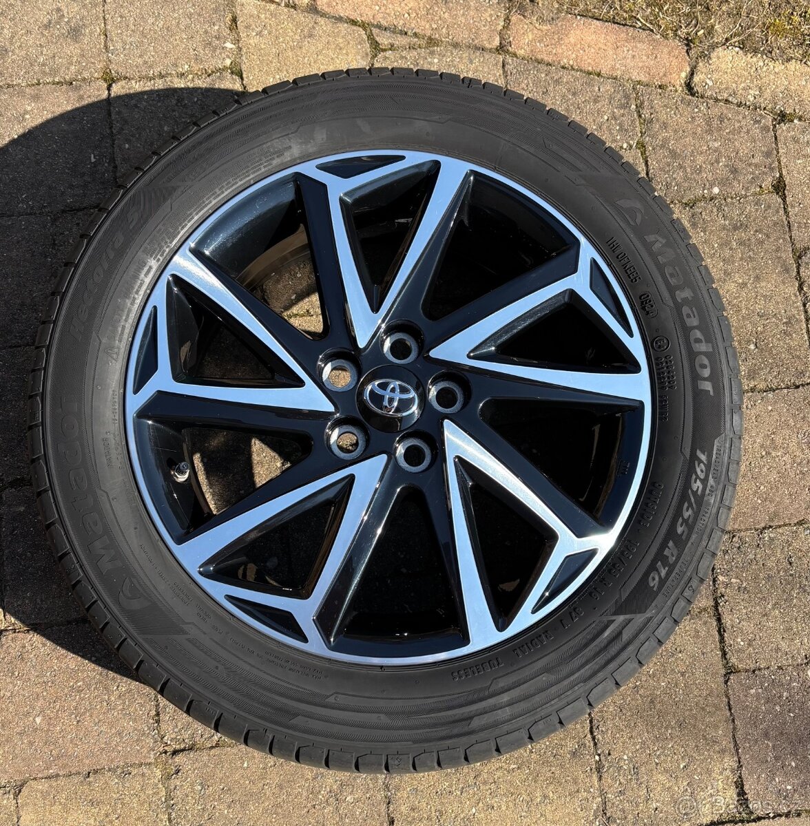 Originální ALU Toyota Yaris 195/55 R16 V - 2