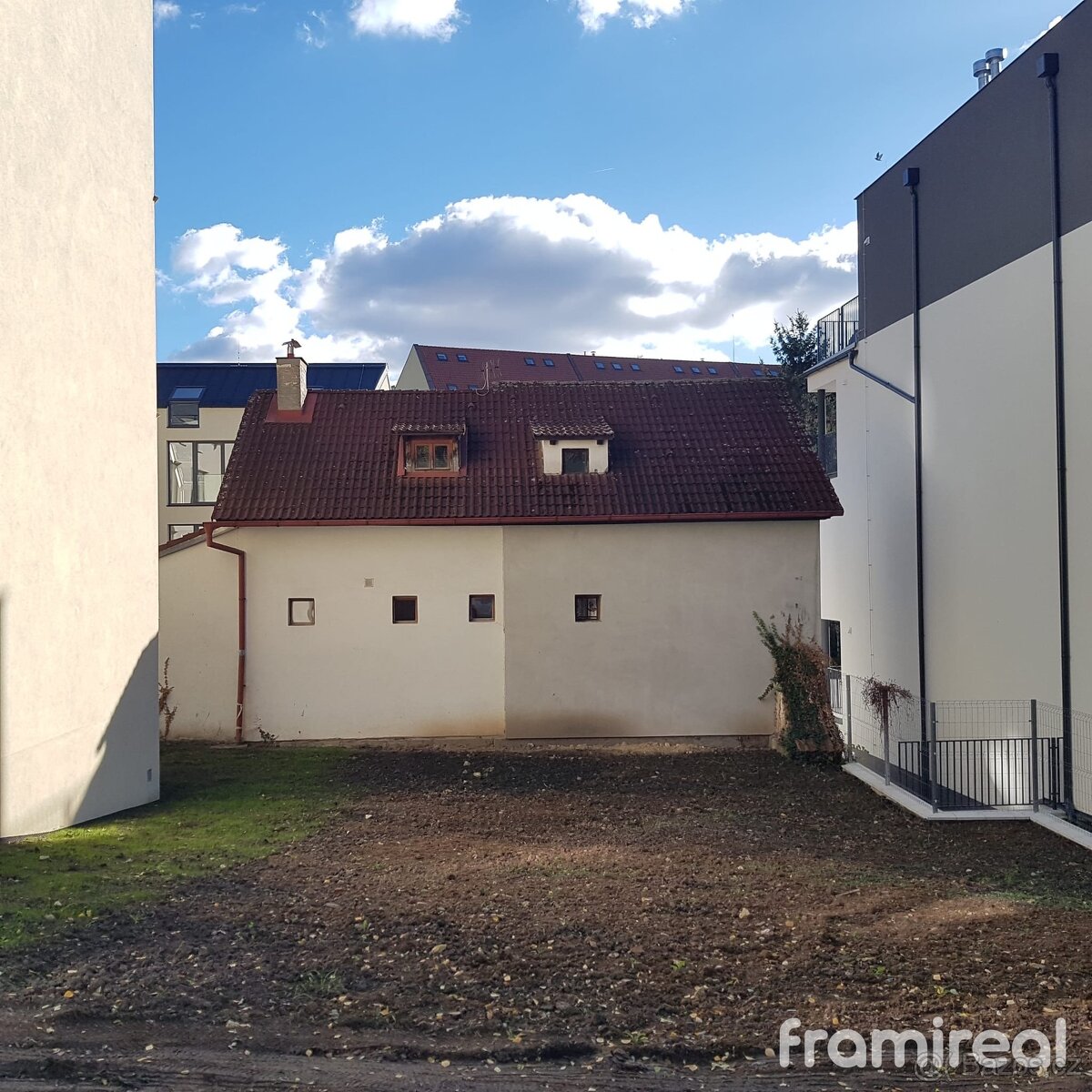 Prodej pozemku pro bydlení v bytových domech, 167 m² - Praha - 2