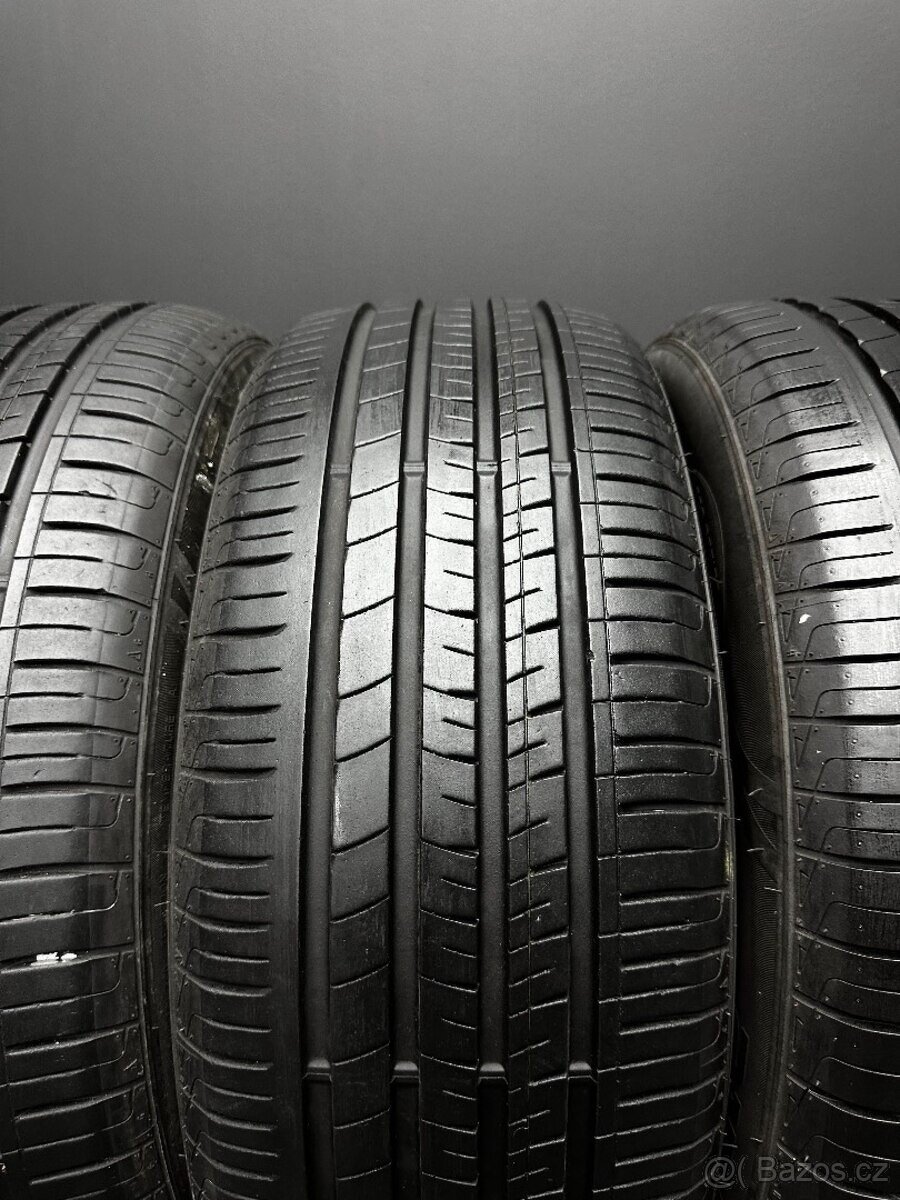 Sada oneu APlus 215/55 r16 97W - 2
