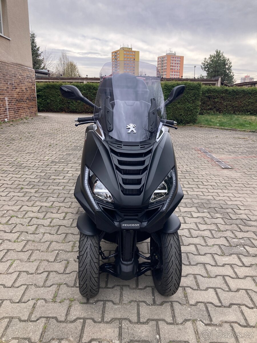 Peugeot Metropolis 400i - v záruce - 2