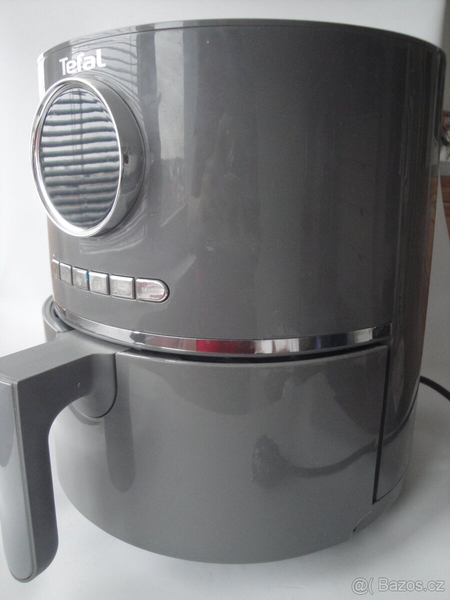 Horkovzdušná fritéza - 2