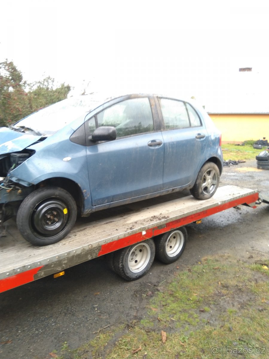 Toyota Yaris 1,0,r.2008 - 2