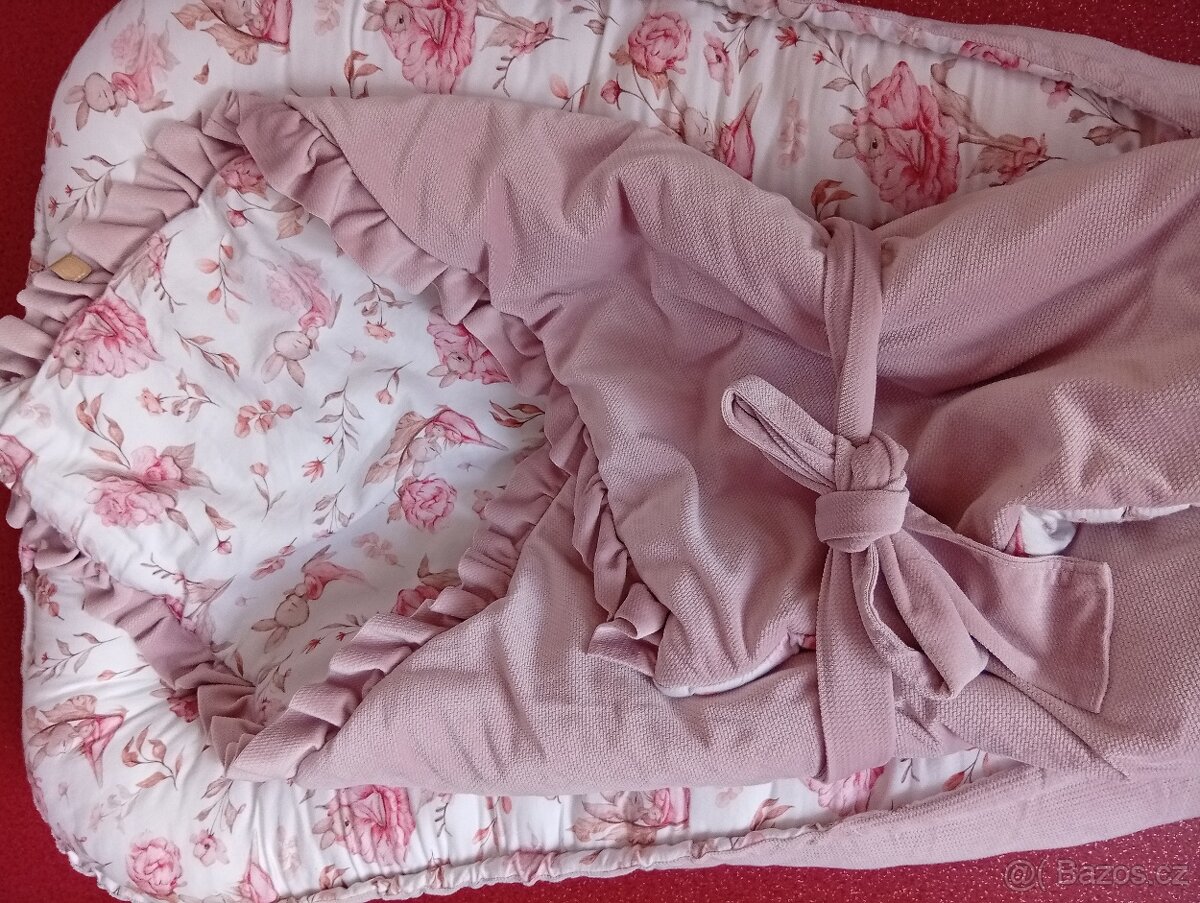 Zavinovačka s hnízdečkem - 2