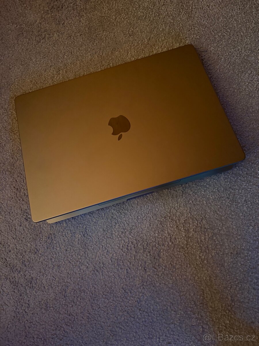 Apple MacBook Pro 16" 2021, M1 Pro 10-core 16GB/512GB - 2