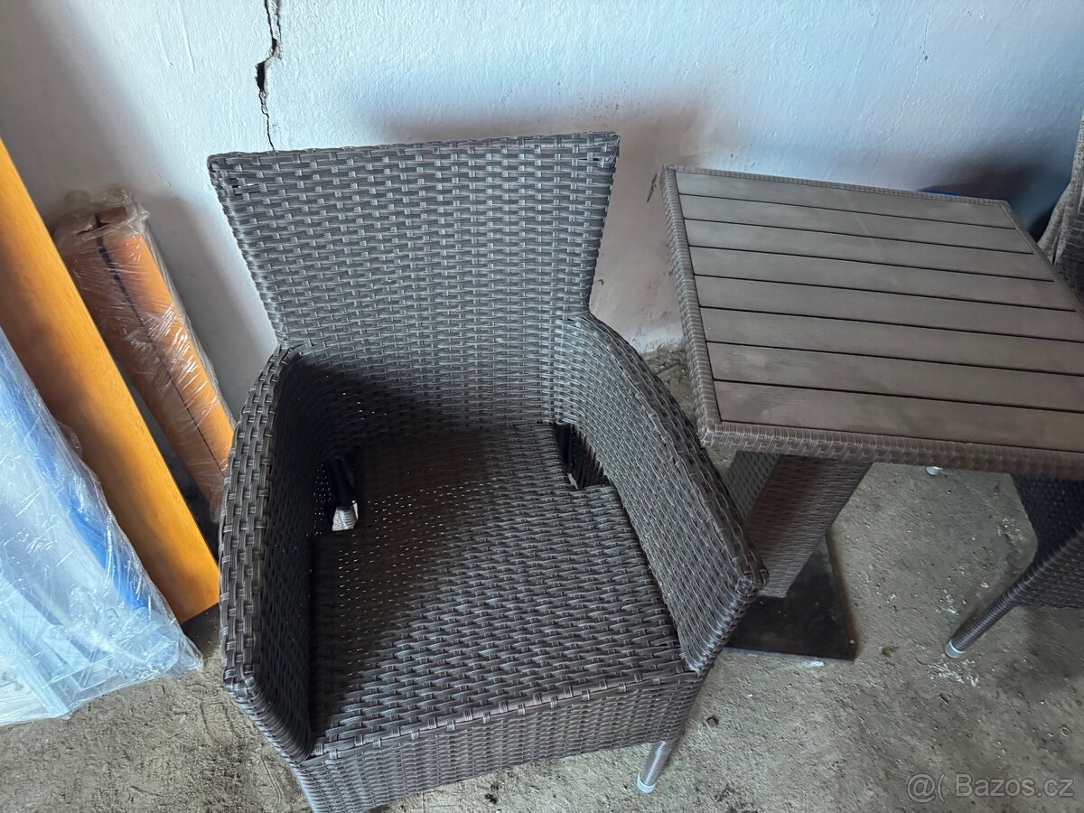 Ratanovy nábytek - 2