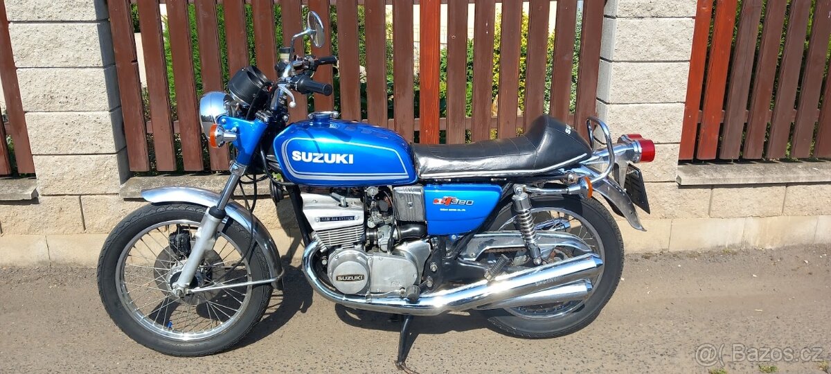 Suzuki GT 380 - 2