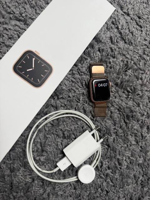 Apple Watch Series 5 - 2