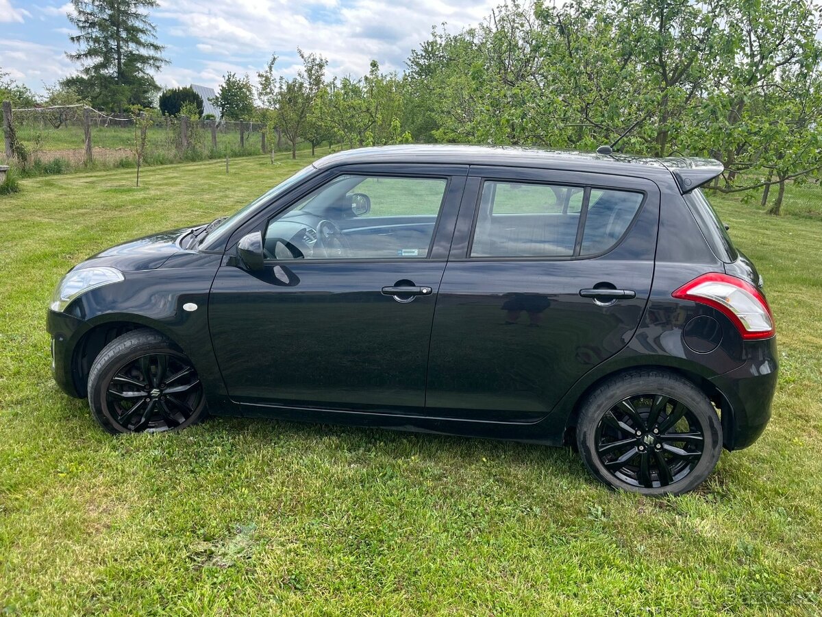 Suzuki Swift Black Edition - 2