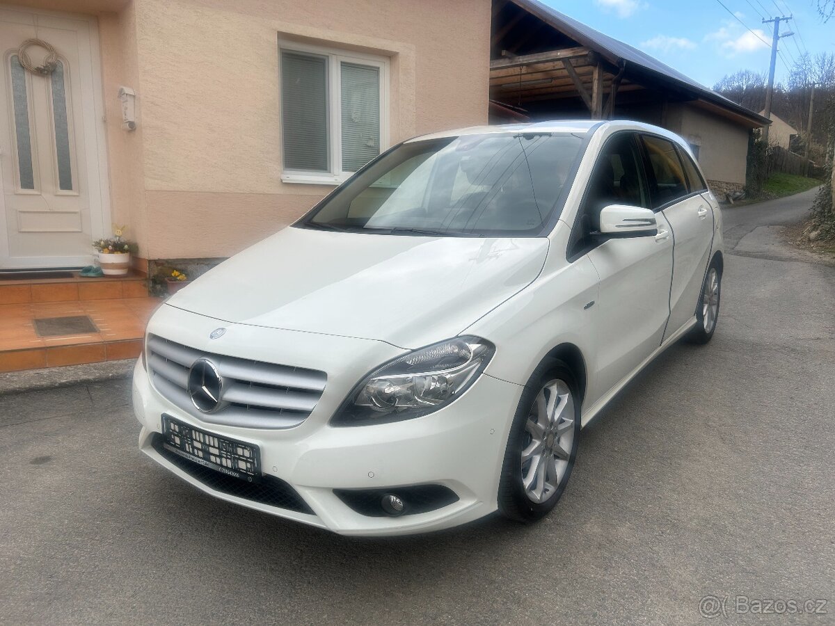 Mercedes-Benz B 180i - 2