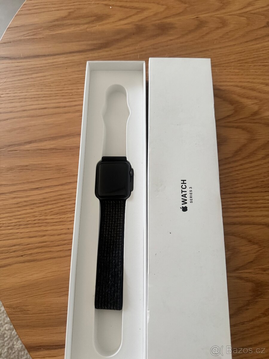 Apple Watch 3 42mm - 2