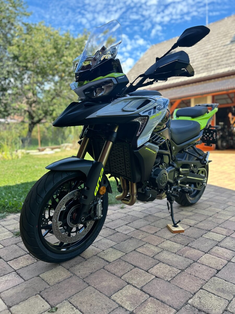 Benelli TRK 902 Stradale - 2