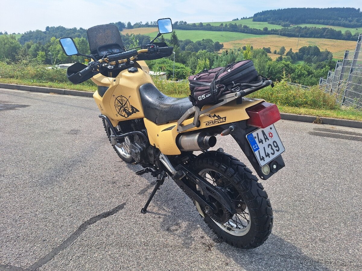 Suzuki DR 650 RSE - 2