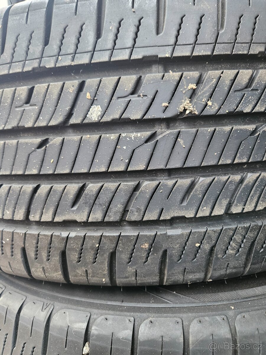 235/50R18 101V Sumitomo - 2