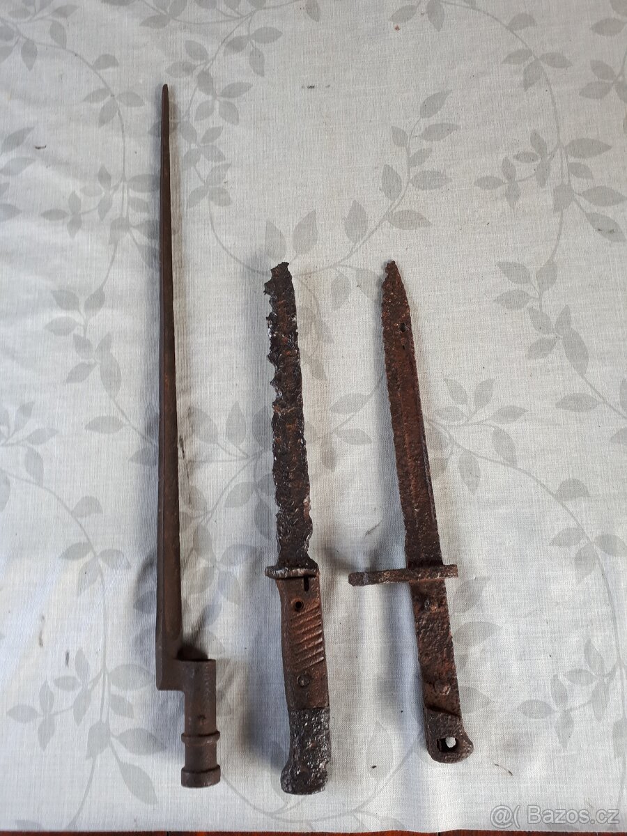 Bajonet - bodák - 2