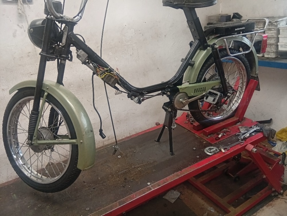 opravy a GO Babeta 210 - 2
