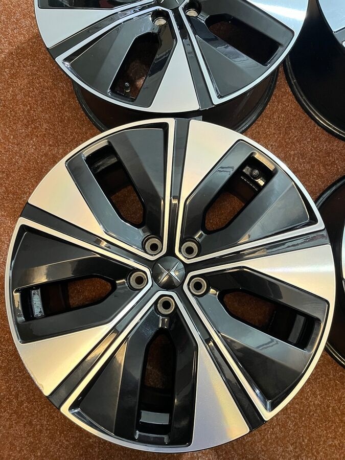 5x108 R19 originál POLESTAR 2 - dvourozměr - 2
