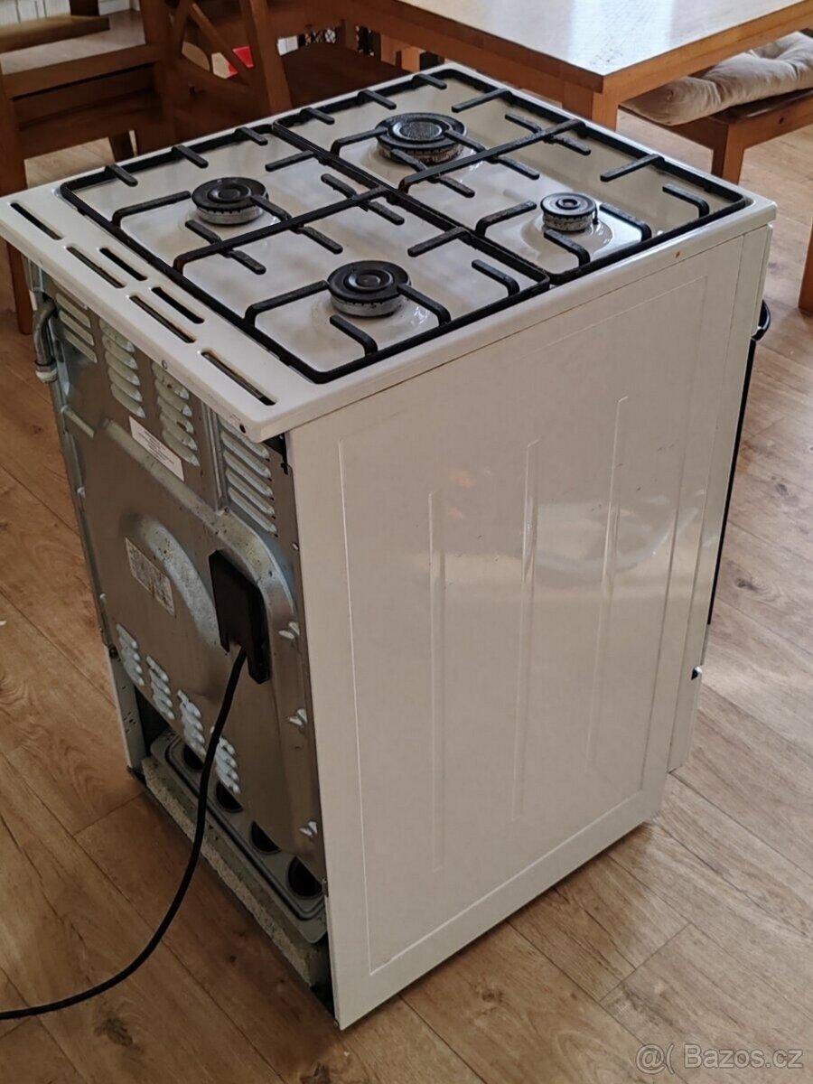 ZÁNOVNÍ moderní kombi sporák MORA - 2