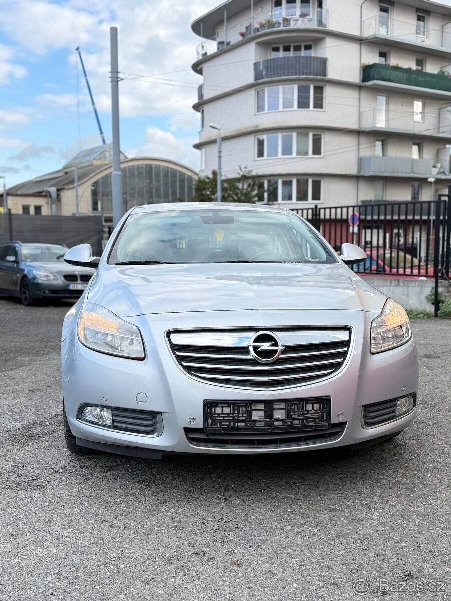 Opel Insignia, 2,0 BEZ KOROZE Ojeté, 2013, 239 253 km Karose - 2