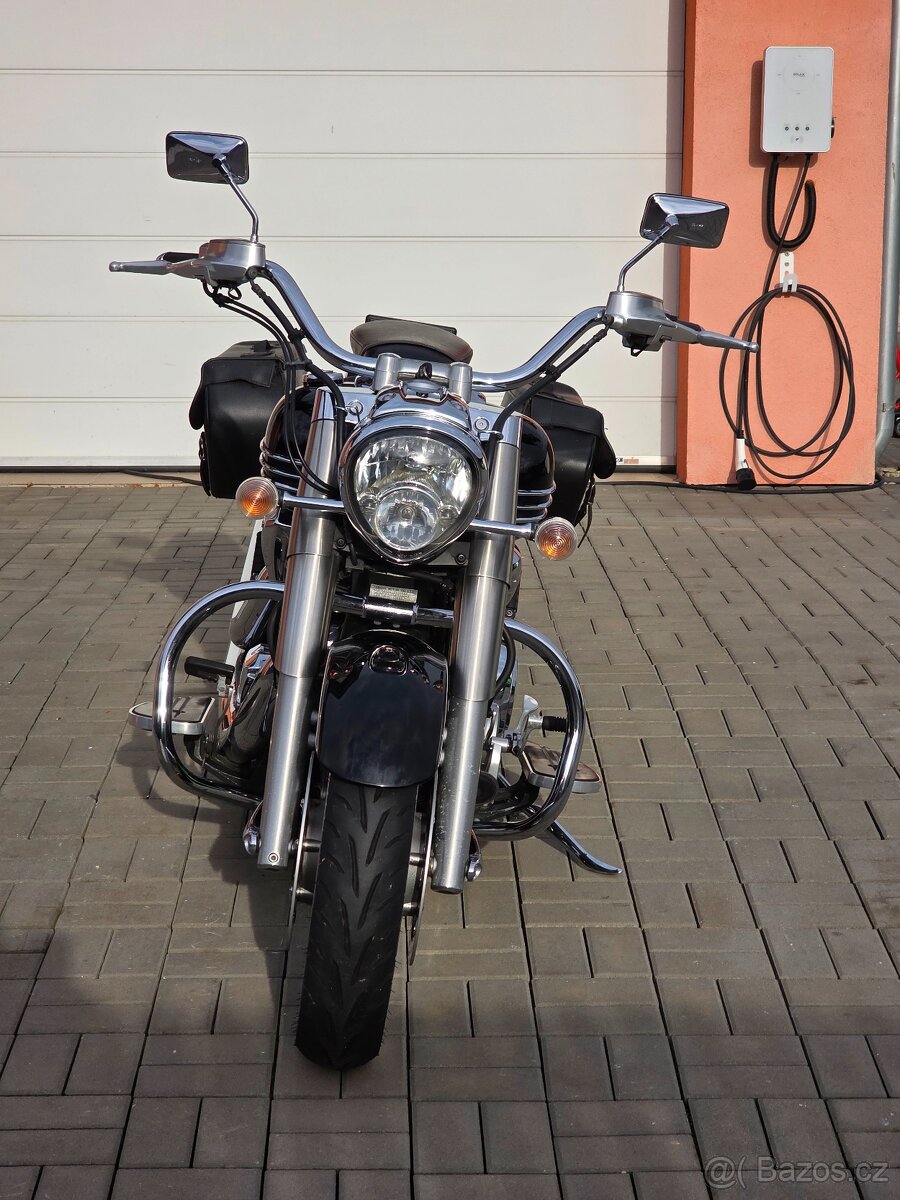 Yamaha XV 1900 Midnight Star, serviska, padací rám, brašny - 2