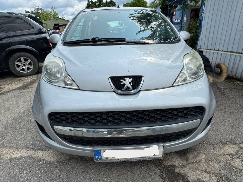 PEUGEOT 107, 1.0 i , najeto 24 tis. km - 2