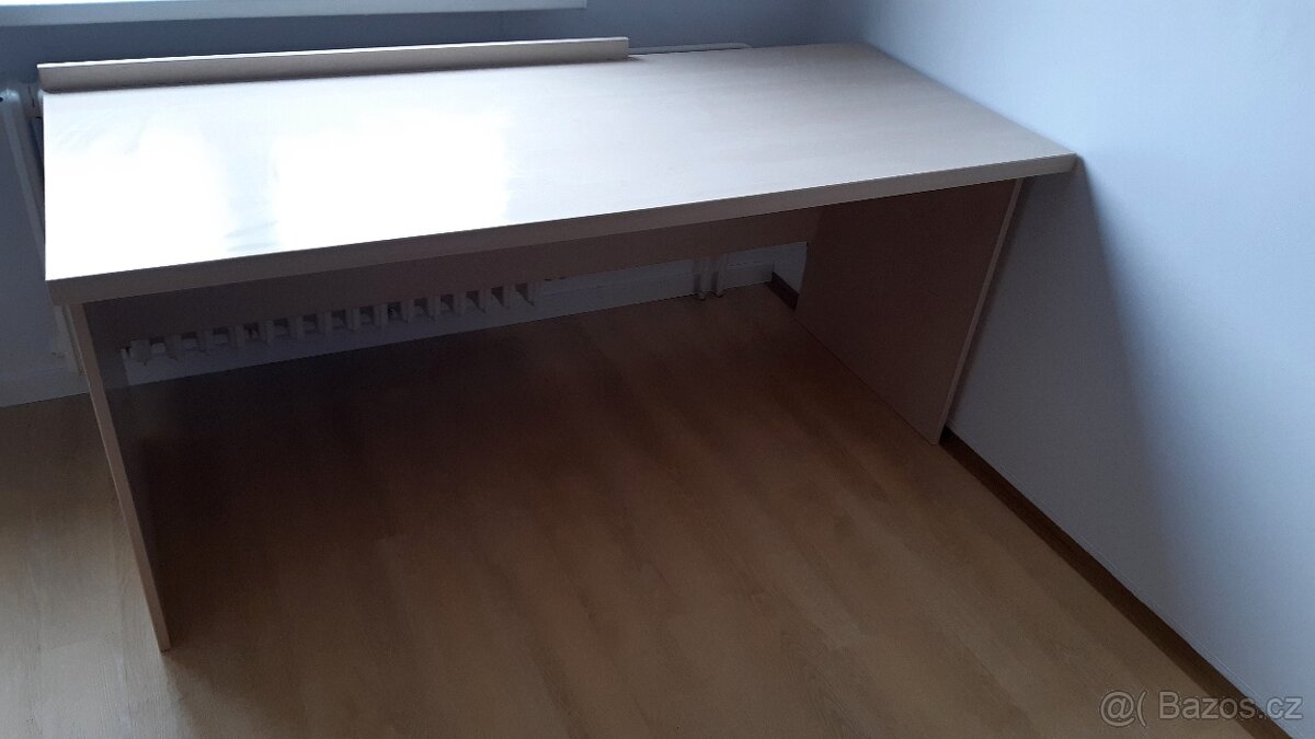 Psací stůl poctivá truhlařina - 2