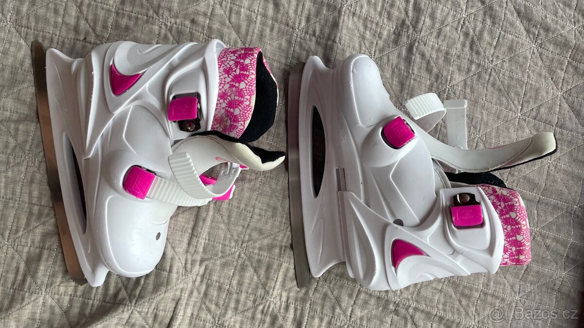 Prodám dětské dívčí zimní brusle stavitelné 33-36 - 2
