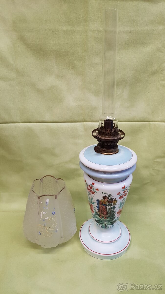 Krásná, velká starožitná petrolejová lampa - 2
