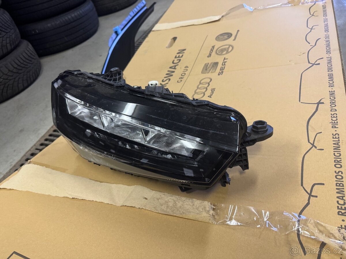 Pravý světlomet full led Škoda scala - 2