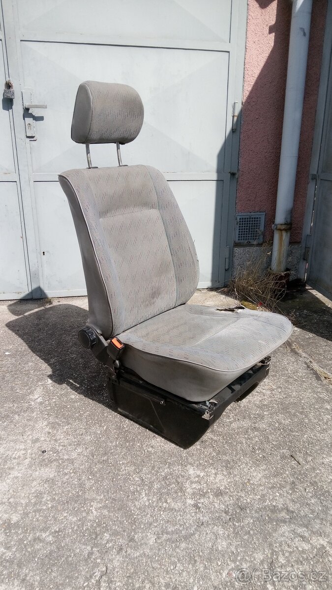 Sedačka řidiče Transporter T4 - 2