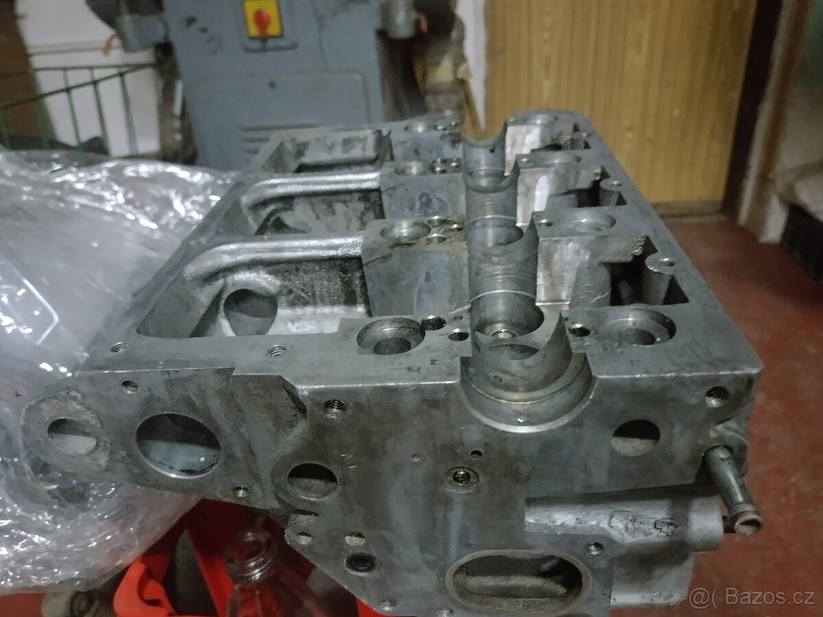 Prodám hlavu motoru na fabii 1,4 TD - 2