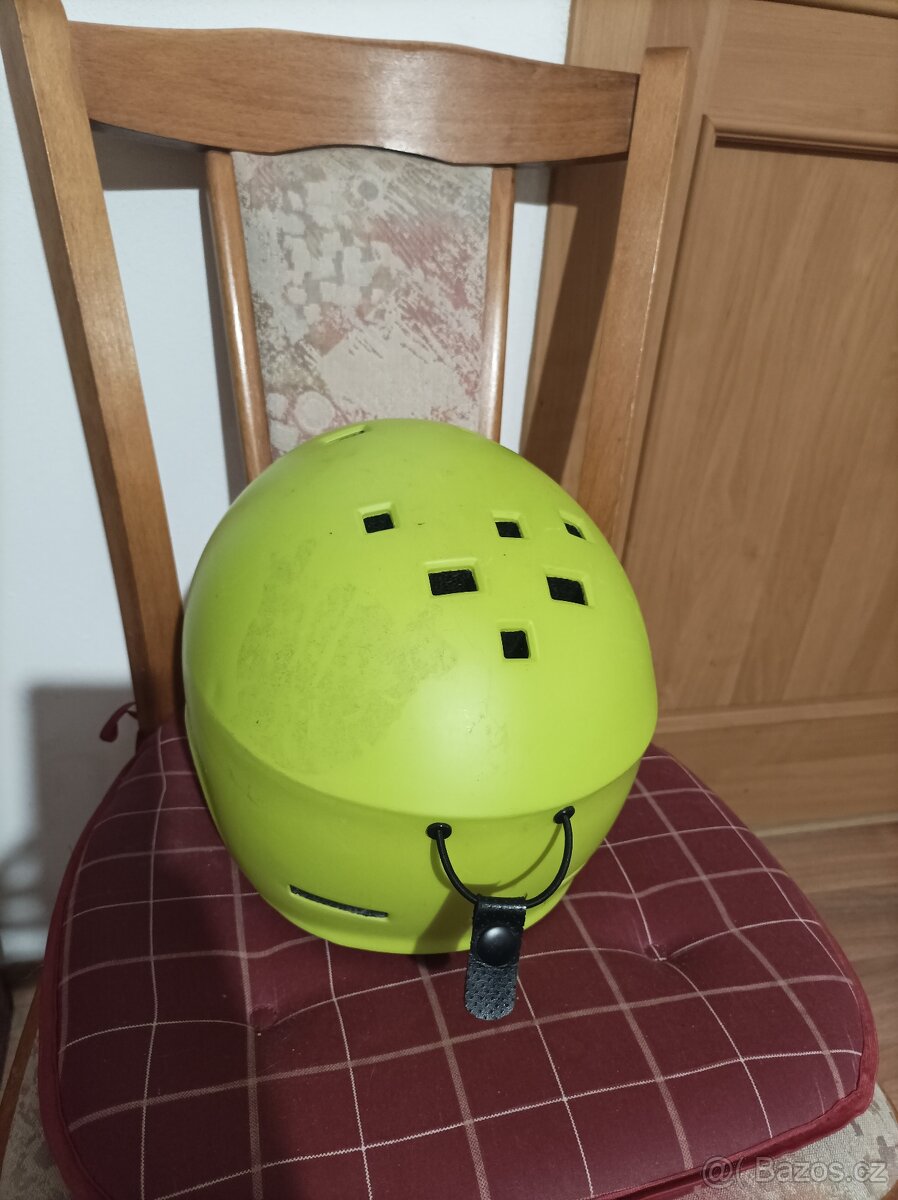 Lyžařská helma - 2